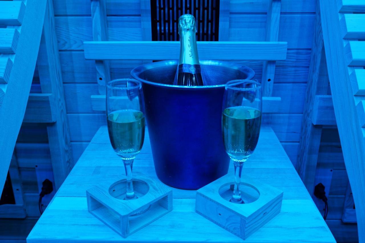 Romance Spa Nuit D'Amour Le Havre Exteriör bild